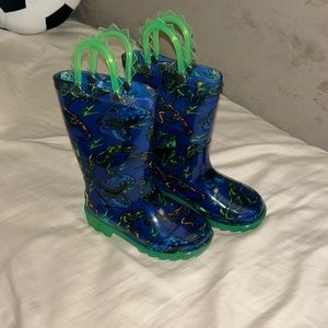 Toddler boy Dino light up rain boots